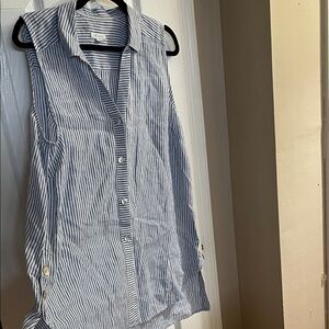 J. Jill Blue and White Linen Top